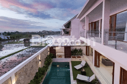 Rumah di Seminyak, Badung, Luas 275m² LB 255m² Rumah di Seminyak, Badung, Luas 275m² LB 255m²