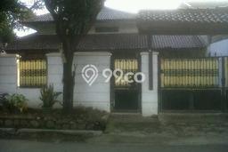 Rumah LT 1084m² di Bekasi Barat, Bekasi - Akses Mudah Rumah LT 1084m² di Bekasi Barat, Bekasi - Akses Mudah