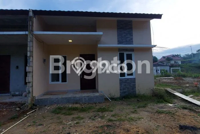 Dijual Rumah Siap Huni di Balikpapan Utara Balikpapan Harga Rp 450 Juta LT 108m2 Dijual Rumah Siap Huni di Balikpapan Utara Balikpapan Harga Rp 450 Juta LT 108m2