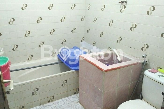For Sale! Luxury House LT 416m2 Desain Elegan di Purwantoro For Sale! Luxury House LT 416m2 Desain Elegan di Purwantoro
