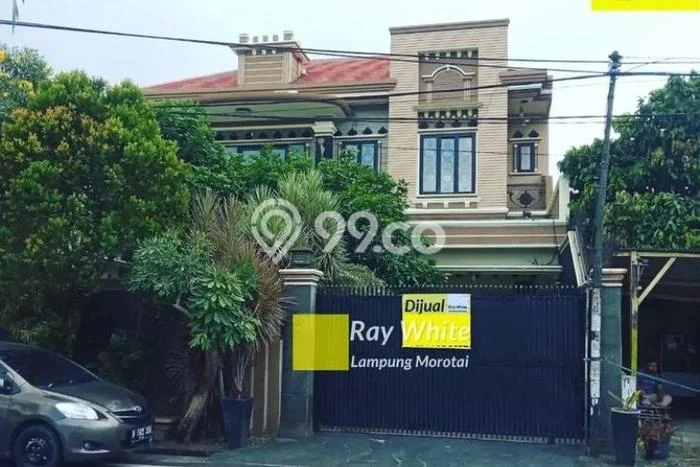 Siap Huni Hunian Elit 7 Kamar di Tanjung Karang Pusat Dekat ke Mana Pun Siap Huni Hunian Elit 7 Kamar di Tanjung Karang Pusat Dekat ke Mana Pun