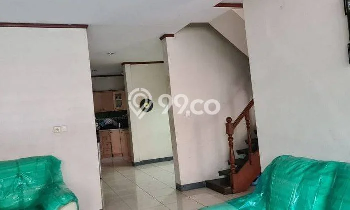 Rumah Eksklusif Siap Huni di Jakarta Barat Fasilitas Lengkap Rumah Eksklusif Siap Huni di Jakarta Barat Fasilitas Lengkap