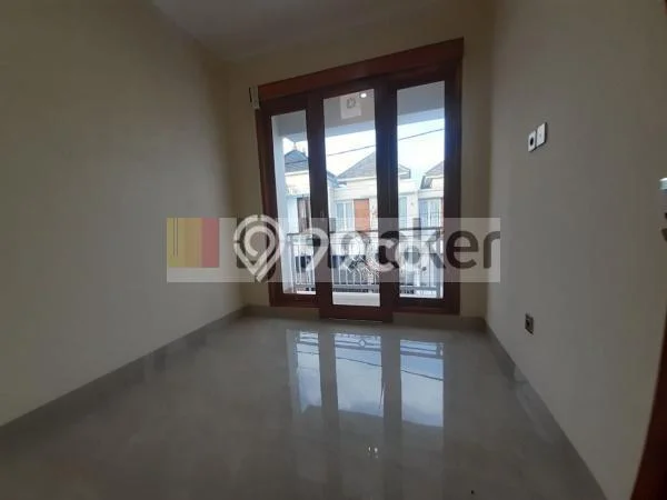 Disewakan rumah 2 lantai di area perumahan lokasi strategis akses jalan bagus di area Mengwi Badung Disewakan rumah 2 lantai di area perumahan lokasi strategis akses jalan bagus di area Mengwi Badung