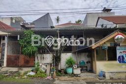 HOT PROPERTY! Rumah Premium area Dukuh Pakis, LT 240m2m² LB 160m2m² HOT PROPERTY! Rumah Premium area Dukuh Pakis, LT 240m2m² LB 160m2m²