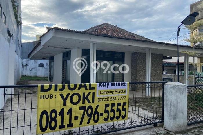 Hunian Cantik Modern Lb 150m2 di Tanjung Karang Pusat, Bandar Lampung Hunian Cantik Modern Lb 150m2 di Tanjung Karang Pusat, Bandar Lampung