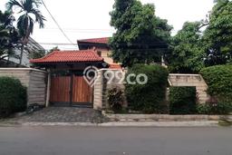 Hunian Mewah Siap Huni LT 1200m2 di Ciputat Timur, Tangerang Selatan Hunian Mewah Siap Huni LT 1200m2 di Ciputat Timur, Tangerang Selatan