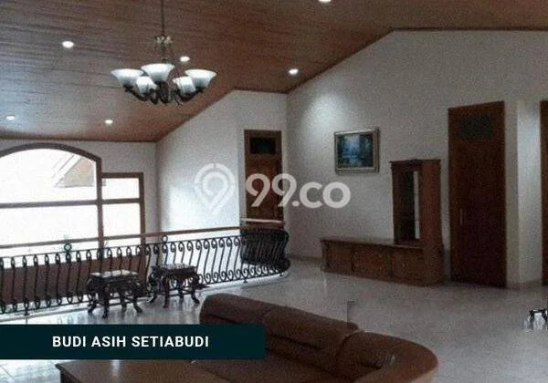 Dijual Rumah Mewah Megah Dengan View Cantik di Geger Kalong, Bandung Dijual Rumah Mewah Megah Dengan View Cantik di Geger Kalong, Bandung