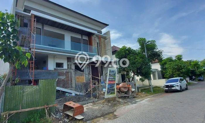 Hunian Elit LB 358m2 Siap Pakai Desain Elegan di Lidah Kulon, Surabaya Hunian Elit LB 358m2 Siap Pakai Desain Elegan di Lidah Kulon, Surabaya