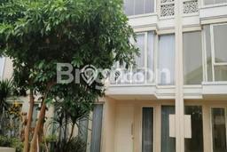 Rumah Siap Huni di Pakuwon City, Surabaya, Luas 72m² LB 84m² Rumah Siap Huni di Pakuwon City, Surabaya, Luas 72m² LB 84m²