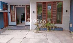 PROMO SPESIAL! Jual Rumah Berkualitas area , Bandung, Luas Tanah 170m2m² Luas Bangunan 150m2m² PROMO SPESIAL! Jual Rumah Berkualitas area , Bandung, Luas Tanah 170m2m² Luas Bangunan 150m2m²