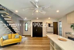 Rumah Siap Pakai di Kebayoran Baru, Jakarta Selatan, LT 201m² Bangunan 300m² Rumah Siap Pakai di Kebayoran Baru, Jakarta Selatan, LT 201m² Bangunan 300m²