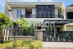 Ready to Use! Premium House LT 345m2 Desain Modern di Graha Ready to Use! Premium House LT 345m2 Desain Modern di Graha