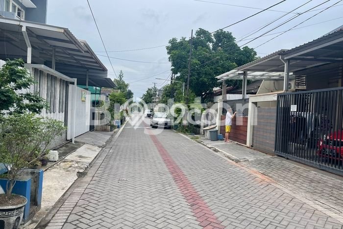 Dijual Hunian Rumah Nyaman 3 KT di Waru, Surabaya Dijual Hunian Rumah Nyaman 3 KT di Waru, Surabaya