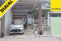 Rumah Strategis Modern Lb 170m2 di Way Halim, Bandar Lampung Rumah Strategis Modern Lb 170m2 di Way Halim, Bandar Lampung