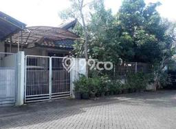 Rumah Mewah 3 KT 2 KM Dekat Fasilitas Umum di Duta Garden, Tangerang Rumah Mewah 3 KT 2 KM Dekat Fasilitas Umum di Duta Garden, Tangerang