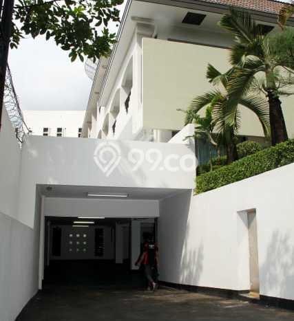 Hot Offer Hunian Premium Ideal dan Luas di Menteng, Jakarta Pusat Hot Offer Hunian Premium Ideal dan Luas di Menteng, Jakarta Pusat