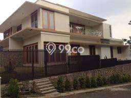 Dijual Rumah Mewah Elegan Dengan View Eksklusif di Dago, Bandung Dijual Rumah Mewah Elegan Dengan View Eksklusif di Dago, Bandung