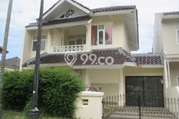 Dijual Rumah Premium dengan Fasilitas Sekitar Lengkap di Karawaci, Tangerang Dijual Rumah Premium dengan Fasilitas Sekitar Lengkap di Karawaci, Tangerang
