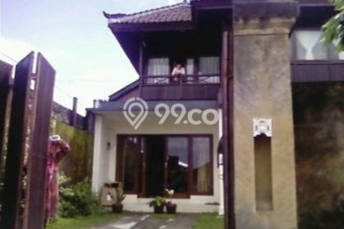 FEATURED! Rumah Nyaman area Gunung soputan, Luas 250m² Bangunan 180m² FEATURED! Rumah Nyaman area Gunung soputan, Luas 250m² Bangunan 180m²