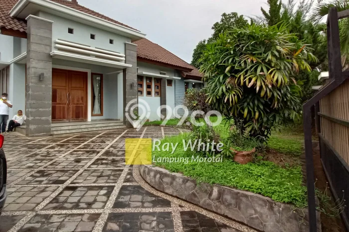 Hunian Mewah Siap Huni LT 1181m2 di Sukarame, Bandar Lampung Hunian Mewah Siap Huni LT 1181m2 di Sukarame, Bandar Lampung