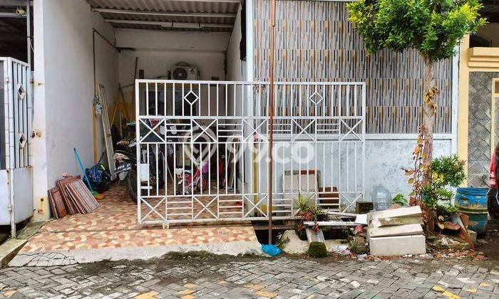 Dijual Cepat Rumah Minimalis & Modern LB 93m2 di Dempel Dijual Cepat Rumah Minimalis & Modern LB 93m2 di Dempel