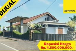Siap Huni Rumah Mewah 4 Kamar di Kemiling Dekat ke Mana Pun Siap Huni Rumah Mewah 4 Kamar di Kemiling Dekat ke Mana Pun