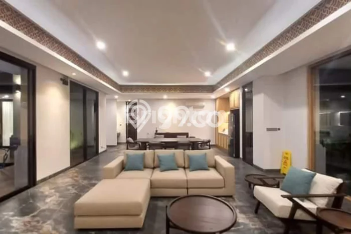 Hunian Kondisi Baik Disewakan di Pecatu, Badung LT 580m2, LB 380m2 Hunian Kondisi Baik Disewakan di Pecatu, Badung LT 580m2, LB 380m2
