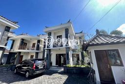 Rumah Nyaman di Renon, 2 KT, Area Tenang, Luas 100m² Bangunan 110m² Rumah Nyaman di Renon, 2 KT, Area Tenang, Luas 100m² Bangunan 110m²