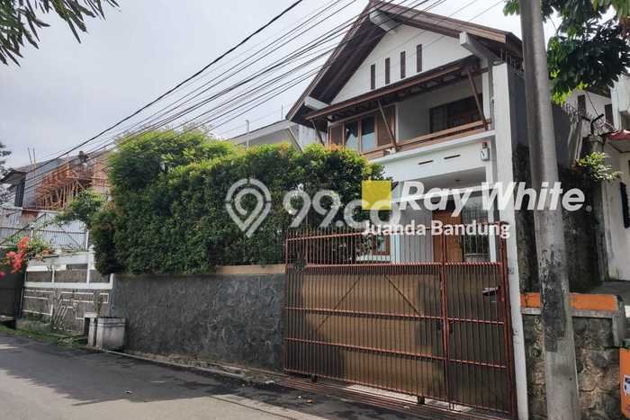 Best Deal Hunian Mewah Ideal dan Luas di Sukajadi, Bandung Best Deal Hunian Mewah Ideal dan Luas di Sukajadi, Bandung