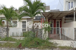 Dijual Rumah 2 Kamar Lokasi Strategis Bagus dan Strategis di Rungkut Dijual Rumah 2 Kamar Lokasi Strategis Bagus dan Strategis di Rungkut