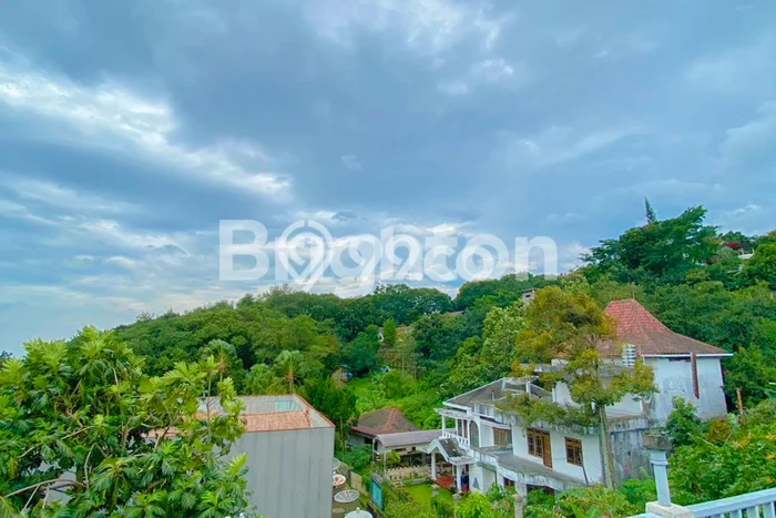 HARGA SPESIAL! Rumah Premium area Prigen, Pasuruan, LT 5240m2m² Bangunan 800m2m² BISA KPR! HARGA SPESIAL! Rumah Premium area Prigen, Pasuruan, LT 5240m2m² Bangunan 800m2m² BISA KPR!