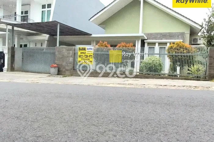 Rumah Eksklusif Dijual LT 337m2 di Tanjung Karang Pusat, Bandar Lampung Rumah Eksklusif Dijual LT 337m2 di Tanjung Karang Pusat, Bandar Lampung