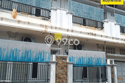 Hunian Cantik Modern Lb 380m2 di Metro Barat, Metro Hunian Cantik Modern Lb 380m2 di Metro Barat, Metro