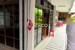 Rumah Mewah LB 400m2 Siap Pakai Desain Elegan di Riau, Bandung Rumah Mewah LB 400m2 Siap Pakai Desain Elegan di Riau, Bandung