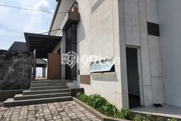 Hunian Minimalis Untuk Disewakan di Jatingaleh Semarang 5 KT & 4 KM Hunian Minimalis Untuk Disewakan di Jatingaleh Semarang 5 KT & 4 KM