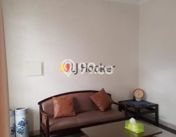 Rumah Asri di Kedoya, 3 KM, LT 160m² Bangunan 122m² Rumah Asri di Kedoya, 3 KM, LT 160m² Bangunan 122m²