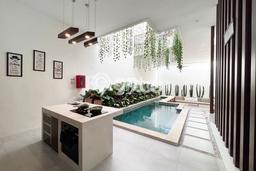 Dijual Cepat Rumah dengan Luas Tanah 120m² dan Luas Bangunan 165m² di Area Ungasan, Badung Dijual Cepat Rumah dengan Luas Tanah 120m² dan Luas Bangunan 165m² di Area Ungasan, Badung