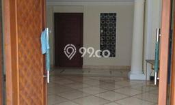 Rumah Mewah LT 120m² / LB 660m² di Kompleks Perumahan Pluit, Jakarta Utara Rumah Mewah LT 120m² / LB 660m² di Kompleks Perumahan Pluit, Jakarta Utara