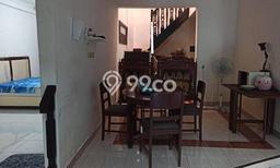 DIJUAL CEPAT! Rumah Modern area Puri Indah, Jakarta Barat, LT 80m² LB 80m² NEGO! DIJUAL CEPAT! Rumah Modern area Puri Indah, Jakarta Barat, LT 80m² LB 80m² NEGO!