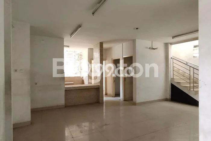 Jual Rumah Mewah Elegan Dengan View Cantik di Paledang, Bogor Jual Rumah Mewah Elegan Dengan View Cantik di Paledang, Bogor