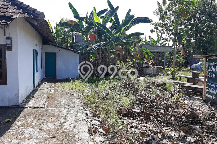 Jual Rumah Bagus Siap Huni LB 200m2 di Mojolaban, Sukoharjo Jual Rumah Bagus Siap Huni LB 200m2 di Mojolaban, Sukoharjo