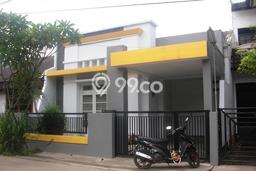 Rumah Berkualitas LT 120m² / LB 105m² di Ciputat, Dekat Pusat Kota, Tangerang Selatan Rumah Berkualitas LT 120m² / LB 105m² di Ciputat, Dekat Pusat Kota, Tangerang Selatan