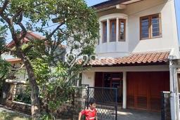 Rumah Akses Mudah di Kalibata, Jakarta Selatan, LT 200m² Bangunan 350m² Rumah Akses Mudah di Kalibata, Jakarta Selatan, LT 200m² Bangunan 350m²