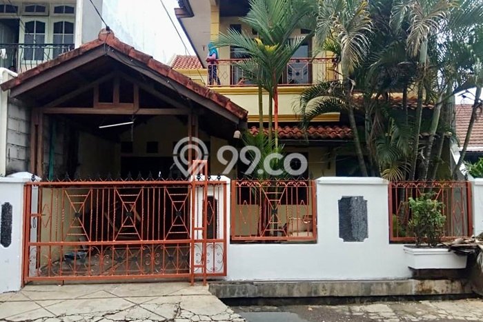 Ready to Use! Luxury House LT 224m2 Desain Elegan di Kalisari Ready to Use! Luxury House LT 224m2 Desain Elegan di Kalisari