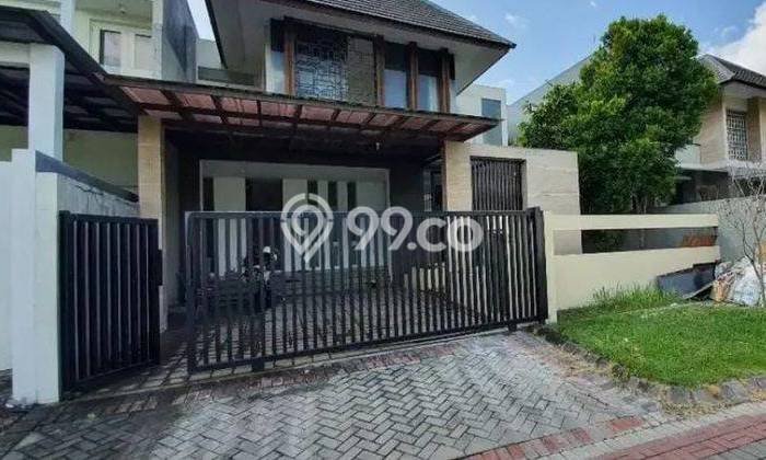 Jual Rumah Mewah Elegan Dengan View Eksklusif di Babatan, Surabaya Jual Rumah Mewah Elegan Dengan View Eksklusif di Babatan, Surabaya