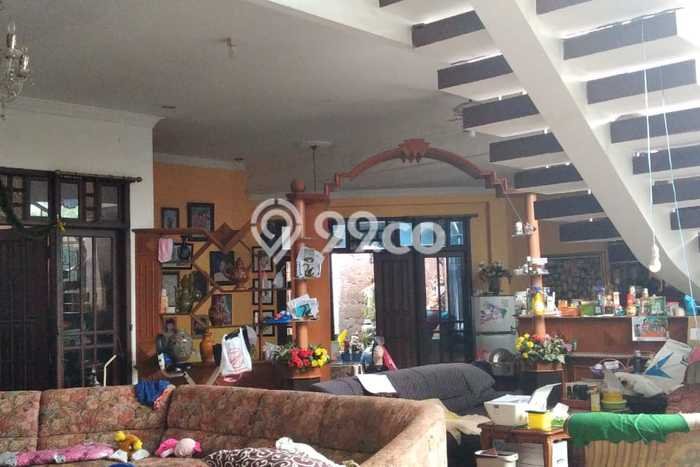 Rumah Mewah LB 650m2 Siap Huni Desain Elegan di Condong Catur, Sleman Rumah Mewah LB 650m2 Siap Huni Desain Elegan di Condong Catur, Sleman