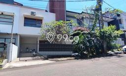 Rumah sewa siap pakai 4 KT di Setra Duta, Bandung Rumah sewa siap pakai 4 KT di Setra Duta, Bandung
