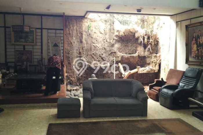 Rumah Elit LB 500m2 Siap Huni Desain Elegan di Pondok Indah, Jakarta Selatan Rumah Elit LB 500m2 Siap Huni Desain Elegan di Pondok Indah, Jakarta Selatan