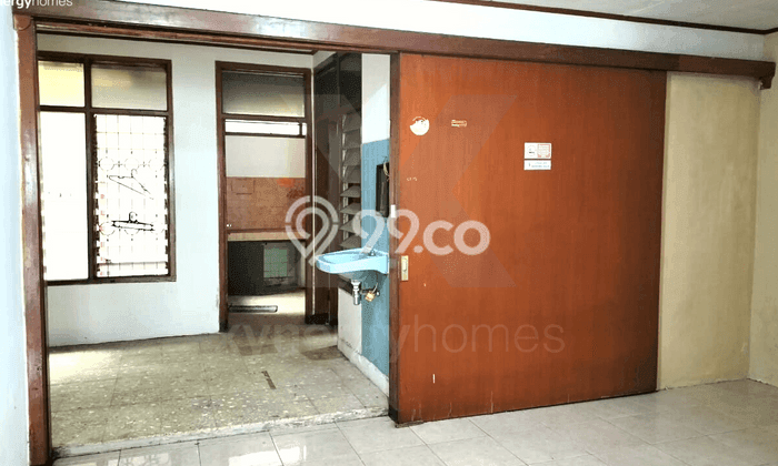 PREMIUM LIVING! Rumah di Bojongloa Kidul, 2 KM, Area Berkembang, LT 180m² Bangunan 150m² PREMIUM LIVING! Rumah di Bojongloa Kidul, 2 KM, Area Berkembang, LT 180m² Bangunan 150m²