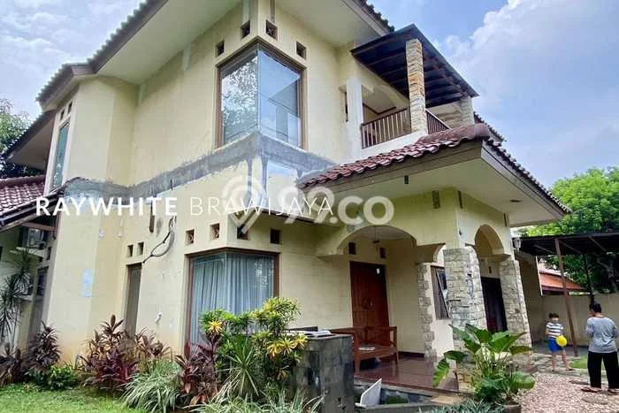 Ready to Use! Luxury House LT 536m2 Desain Modern di Cipete Ready to Use! Luxury House LT 536m2 Desain Modern di Cipete